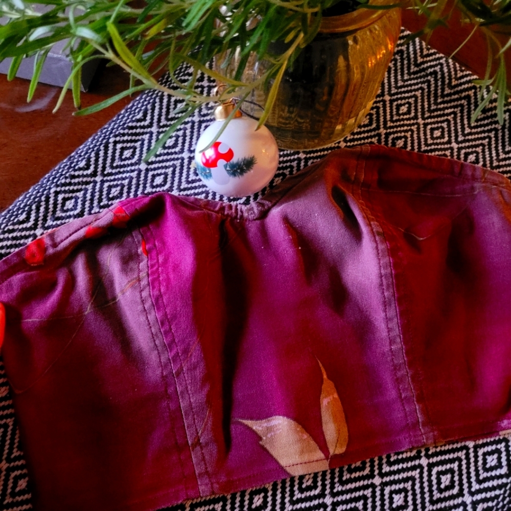 Lovely snap closure tube top